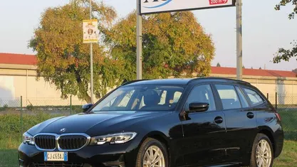 Schwartz Usata 2022 BMW 316 Station wagon | 26.000 € (Buon prezzo)