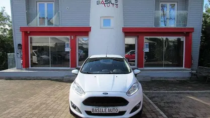 Bianco Usata 2018 Ford Fiesta Titanium Due volumi | 7800 € (Ottimo prezzo)
