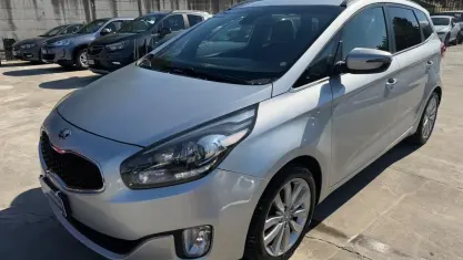 Usata Kia Carens 136 CV (100 kW) 2013 Argento Monovolume