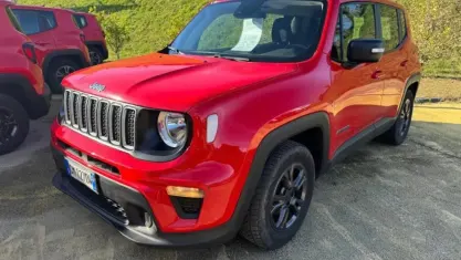Usata Jeep Renegade Longitude 119 CV (87 kW) 2022 Rosso SUV