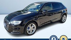 Usata 2018 Audi A3 Business Tre volumi | 17.600 € (Buon prezzo)