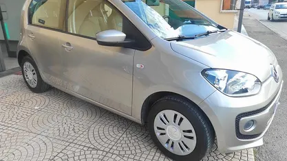Usata VW up! Move 75 CV (55 kW) 2015 Grigio Utilitaria