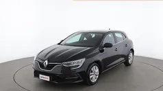 Usata 2021 Renault Mégane IV Business Tre volumi | 16.699 € (Buon prezzo)