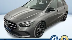 Grigio metallizzato Usata 2019 Mercedes B180 Monovolume | 24.200 € (Buon prezzo)