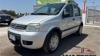 Grigio Usata 2007 Fiat Panda Climbing Due volumi | 3900 € (Buon prezzo)