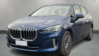 Usata BMW 218 Active Tourer Luxury Line 136 CV (100 kW) 2022 Phytonic blue metallic Monovolume