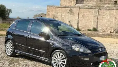 Usata Fiat Grande Punto Sport 90 CV (66 kW) 2007 Nero Utilitaria