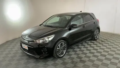 Usado Kia Rio GT-Line 101 CV (74 kW) 2021 Negro