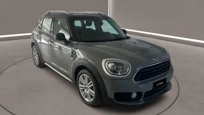 Vari colori Usata 2017 Mini Cooper D Countryman Hype SUV | 18.500 € (Cara)