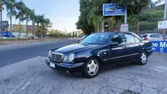 Blu Usata 1998 Mercedes E250 Avantgarde Tre volumi | 3000 € (Buon prezzo)