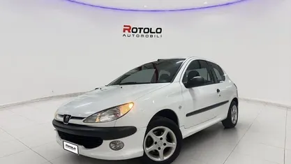 Usata 1999 Peugeot 206 Utilitaria | 2990 € (Buon prezzo)