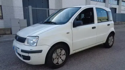 Usata Fiat Panda Dynamic 60 CV (44 kW) 2008 Bianco Utilitaria
