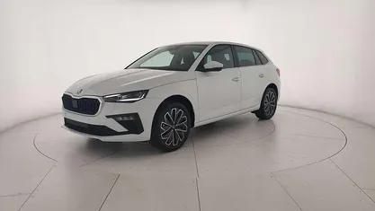 Usata Skoda Scala Style 116 CV (85 kW) 2025 Bianco luna metallizzato Utilitaria