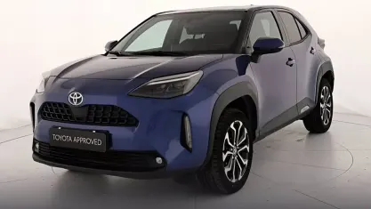 Usata Toyota Yaris Cross Trend 116 CV (85 kW) 2021 Dark blue SUV