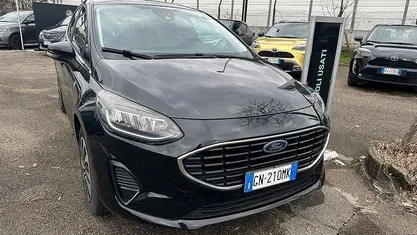Nero Usata 2023 Ford Fiesta Titanium Tre volumi | 14.500 € (Buon prezzo)