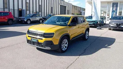 Giallo Usata 2023 Jeep Avenger Summit SUV | 23.900 € (Buon prezzo)