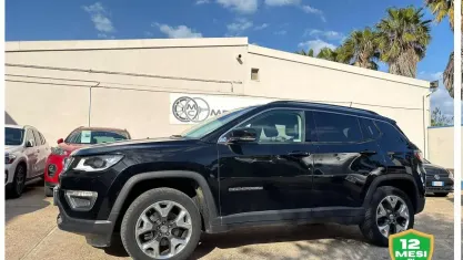 Usata Jeep Compass Limited 140 CV (102 kW) 2017 Nero SUV