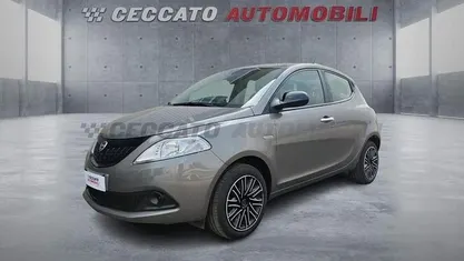Grigio Usata 2024 Lancia Ypsilon S Due volumi | 12.012 € (Buon prezzo)
