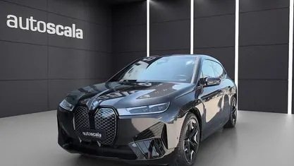 Nero Usata 2023 BMW iX Efficient Dynamics SUV | 47.990 € (Super prezzo)