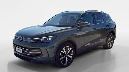 Usata VW Tiguan Elegance 204 CV (150 kW) 2024 Verde SUV
