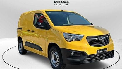 Käytetty Opel Combo-e Life Edition 2024 Keltainen Van