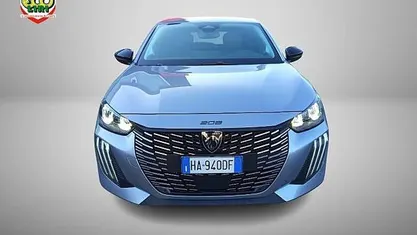 Grigio Usata 2025 Peugeot 208 Allure Due volumi | 16.990 € (Buon prezzo)