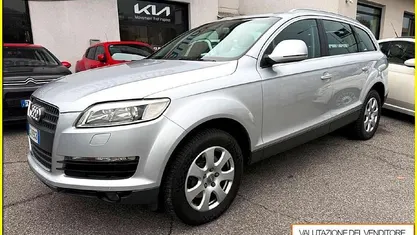 Usata 2007 Audi Q7 SUV | 7500 € (Ottimo prezzo)