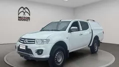 Bianco Usata 2016 Mitsubishi L200 Invite Pick-up | 18.033 € (Buon prezzo)