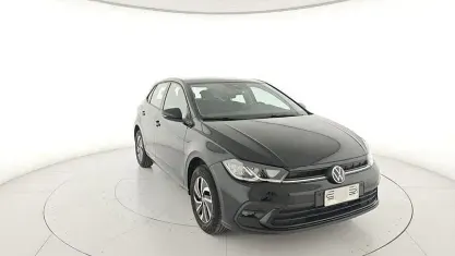 Begagnad VW Polo Life 95 HK (69 kW) 2025 Svart Halvkombi