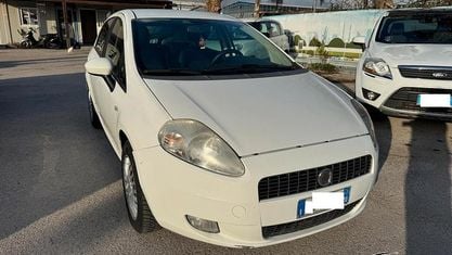 Usata Fiat Grande Punto Active 75 CV (55 kW) 2007 Bianco Utilitaria