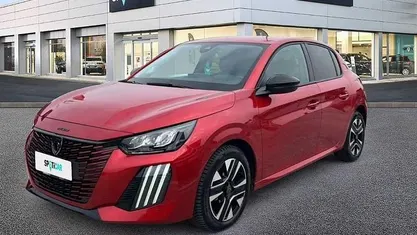 Usata Peugeot 208 Allure 101 CV (74 kW) 2024 Rosso Utilitaria
