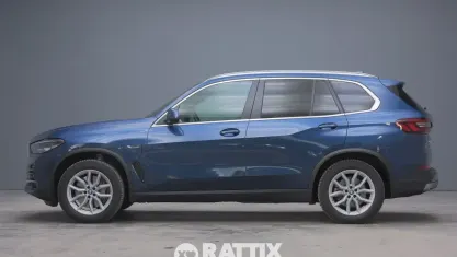 Usata BMW X5 286 CV (210 kW) 2023 Blu SUV