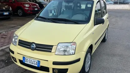 Usata Fiat Panda Dynamic 60 CV (44 kW) 2006 Giallo Utilitaria