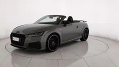 Grigio metallizzato Usata 2024 Audi TT Roadster Cabrio | 47.900 € (Super prezzo)