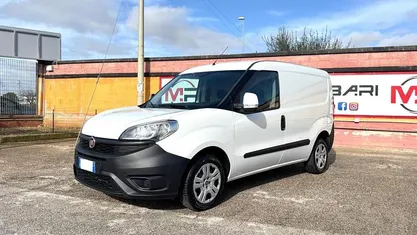 Usata Fiat Doblò 95 CV (69 kW) 2017 Bianco Monovolume