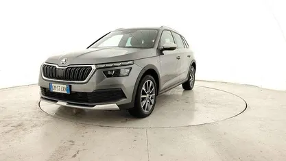 Usata 2023 Skoda Kamiq ScoutLine SUV | 15.900 € (Buon prezzo)