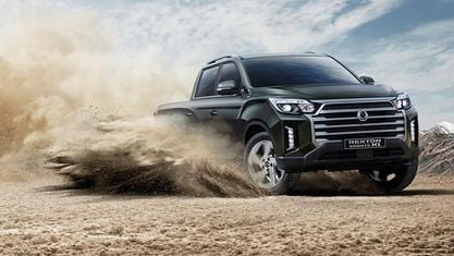 Nuova KGM Rexton 202 CV (148 kW) 2025 Grigio SUV