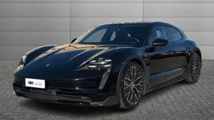 Usata Porsche Taycan Cross Turismo 280 kW (381 CV) 2023 Nero Station wagon