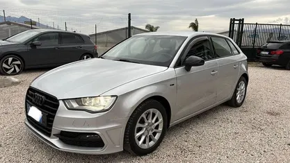 Usata Audi A3 105 CV (77 kW) 2013 Gray Berlina