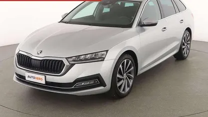 Usata Skoda Octavia Style 110 CV (80 kW) 2021 Argento Station wagon