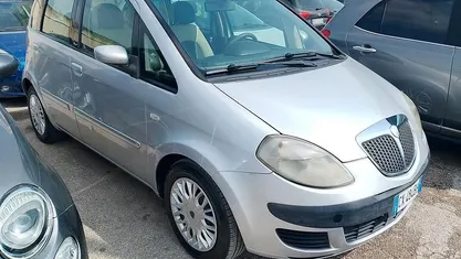 Usata Lancia Musa 69 CV (50 kW) 2005 Monovolume