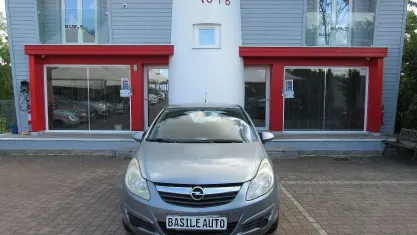 Usata Opel Corsa Enjoy 75 CV (55 kW) 2008 Other Utilitaria