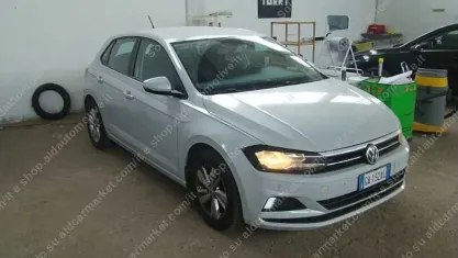 Usata VW Polo Comfortline 80 CV (58 kW) 2019 Bianco Utilitaria