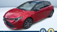 Rosso metallizzato Usata 2021 Toyota Corolla Style Tre volumi | 20.300 € (Buon prezzo)