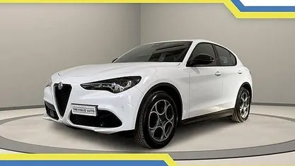 Bianco Usata 2023 Alfa Romeo Stelvio Sprint SUV | 35.950 € (Buon prezzo)