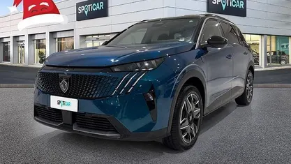Usata 2025 Peugeot 5008 GT SUV | 32.450 € (Buon prezzo)