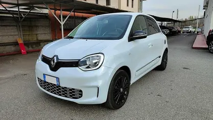 Bianco Usata 2022 Renault Twingo Urban Night Due volumi | 10.990 € (Buon prezzo)