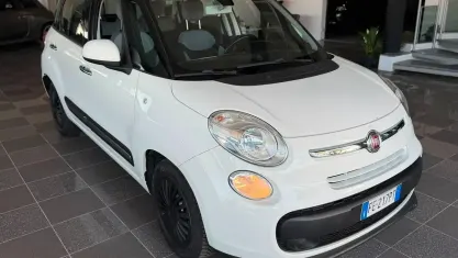 Usata Fiat 500L Living 95 CV (69 kW) 2016 Bianco Monovolume