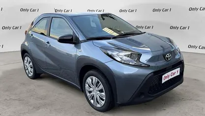 Usata Toyota Aygo X Active 72 CV (52 kW) 2026 SUV