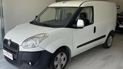Bianco Usata 2018 Opel Combo Monovolume | 7990 € (Buon prezzo)
